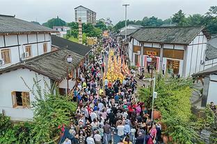 托莫里本场对阵萨勒尼塔纳数据：破门+伤退&2解围1拦截，评分7.2